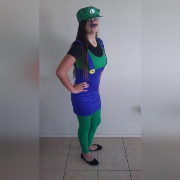 Meet your Posher, Josie - Picture 5 of 7